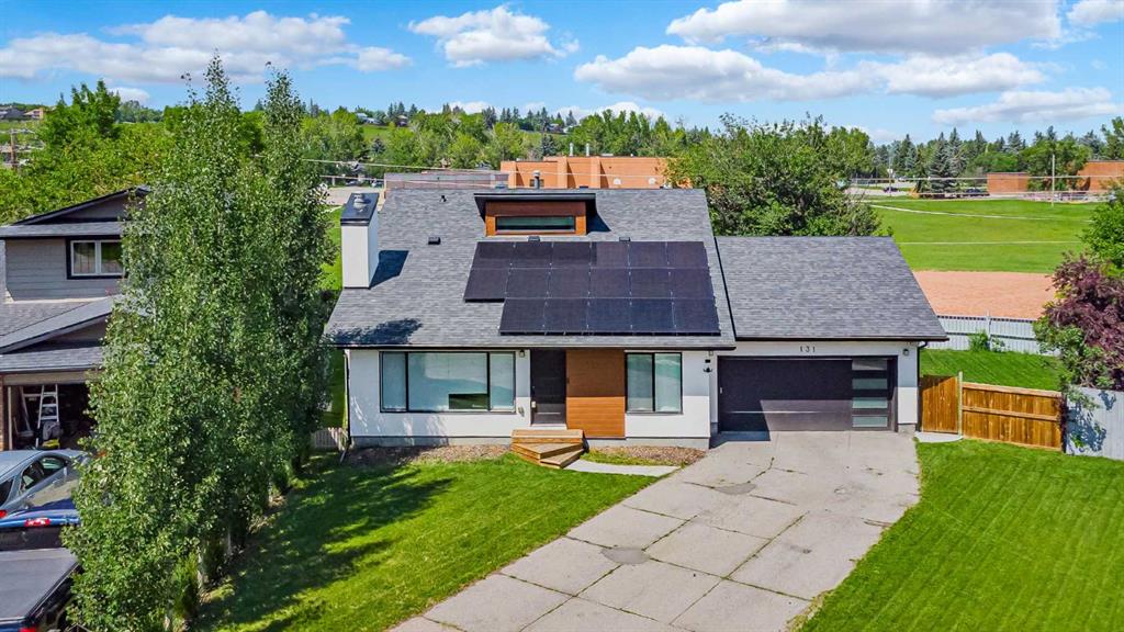 131 Deer Park Place SE, A2247121, Alberta,