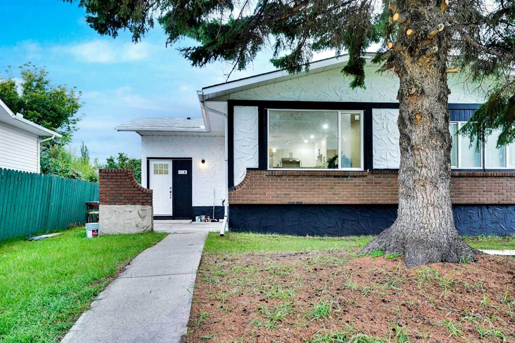 903B Queensland Drive SE, A2247129, Alberta,