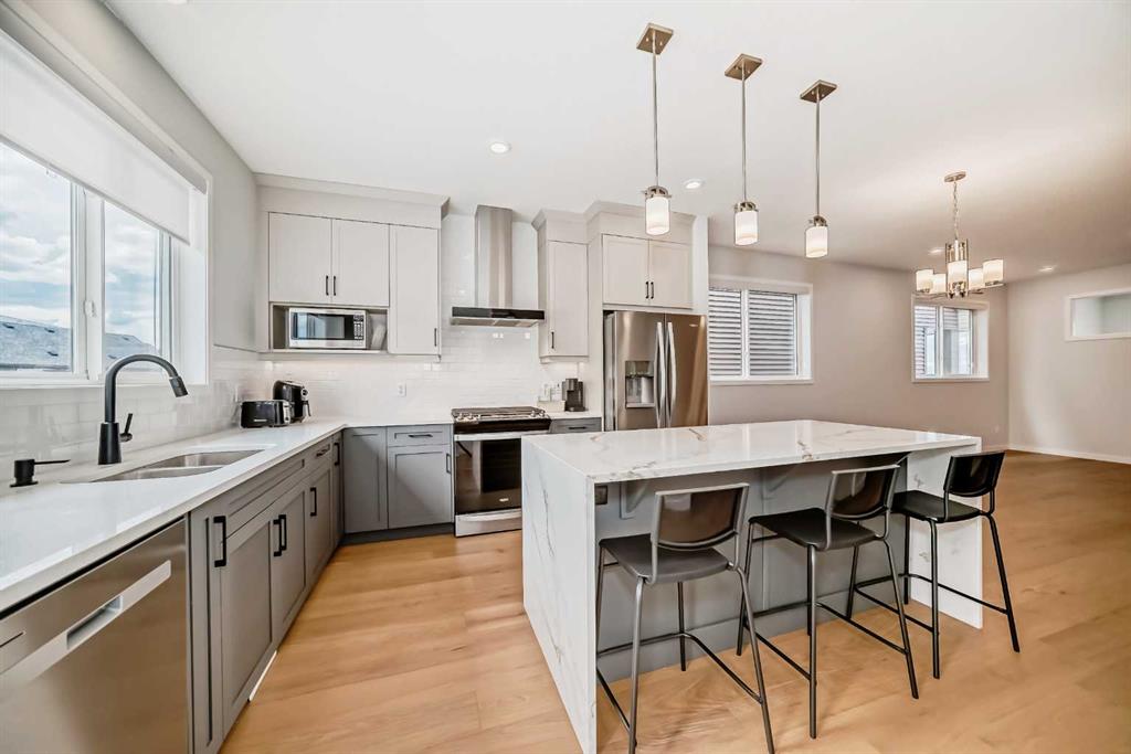 153 Edith Way NW, A2247146, Alberta,