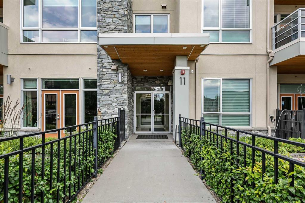 Third View of 104, 11 Burma Star Road SW, Currie Barracks, Calgary, Alberta, T3E 7Y9