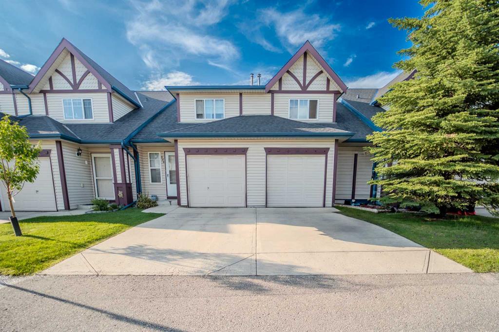310 COUNTRY VILLAGE CAPE NE  , A2247193, Alberta,