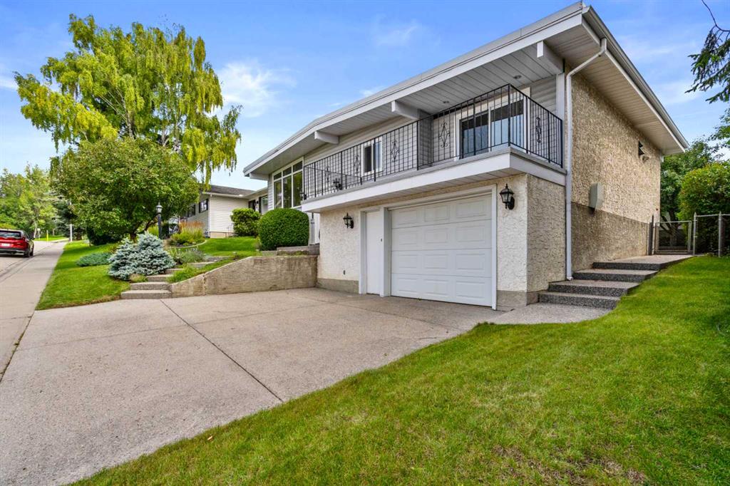 Fourth View of 5212 33 Street NW, Brentwood, Calgary, Alberta, T2L 1V4