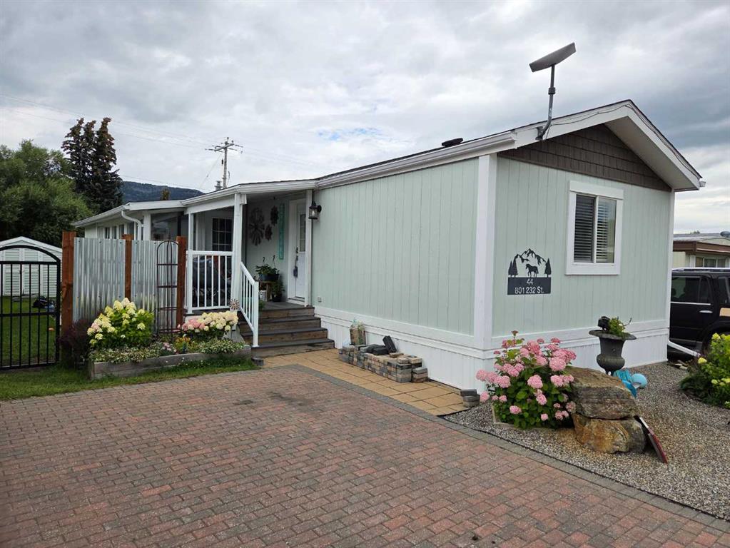 Third View of 44, 801 232 Street , NONE, Hillcrest, Alberta, T0K1C0