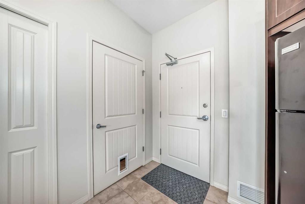 Fourth View of 1108, 1540 Sherwood Boulevard NW, Sherwood, Calgary, Alberta, T3R 0K5