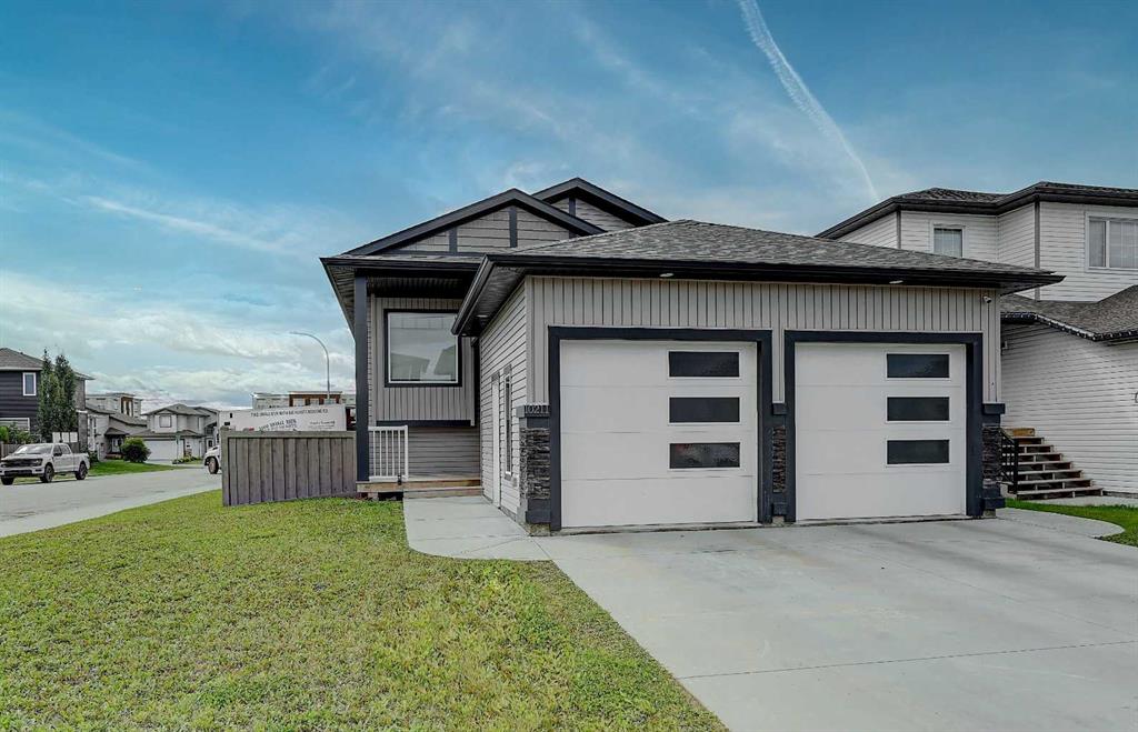 10211 125 Avenue , A2247372, Alberta,