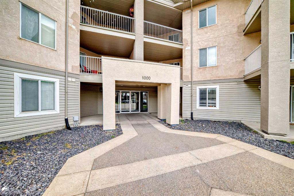 303, 1000 Citadel Meadow Point NW, A2247466, Alberta,