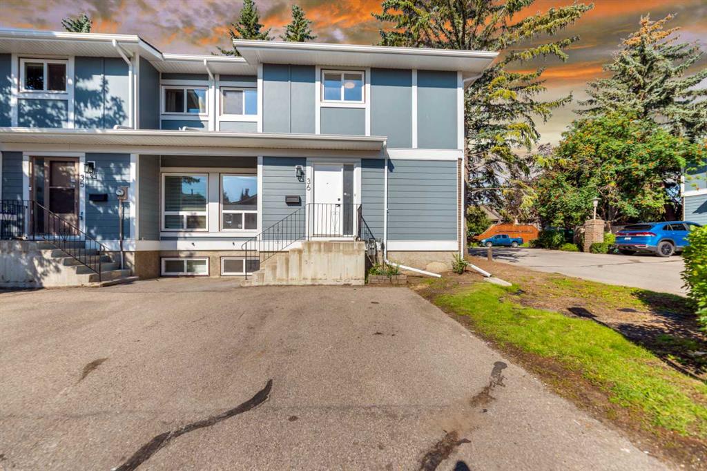 36, 2210 Oakmoor Drive SW, A2247472, Alberta,