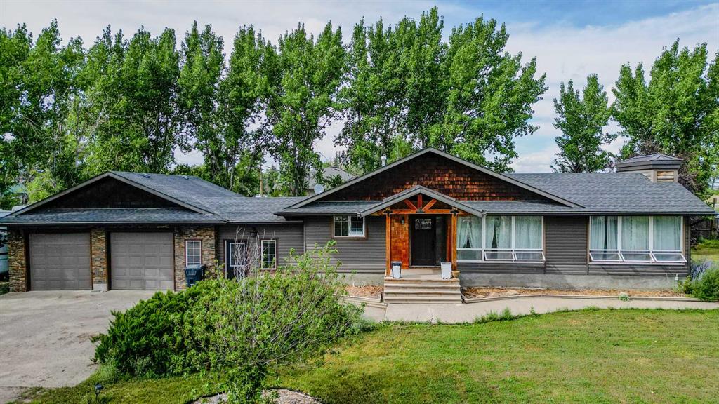 618 2 Street , A2247486, Alberta,
