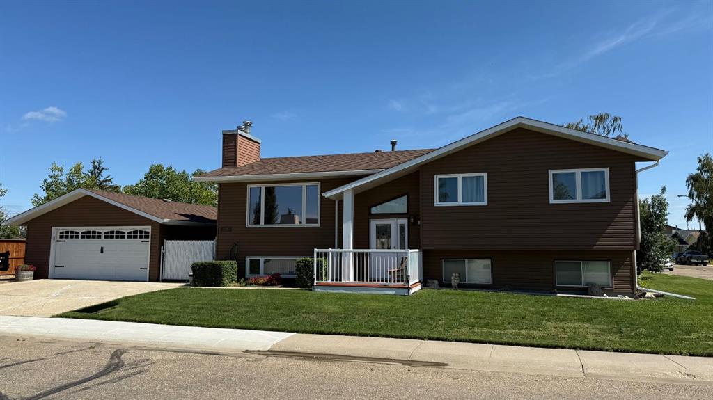 128 Winkler Drive , A2247507, Alberta,