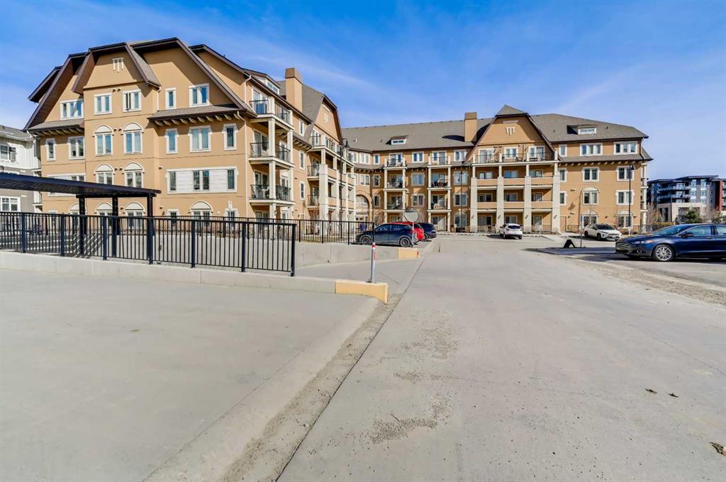404, 30 Mahogany Mews SE, A2247545, Alberta,