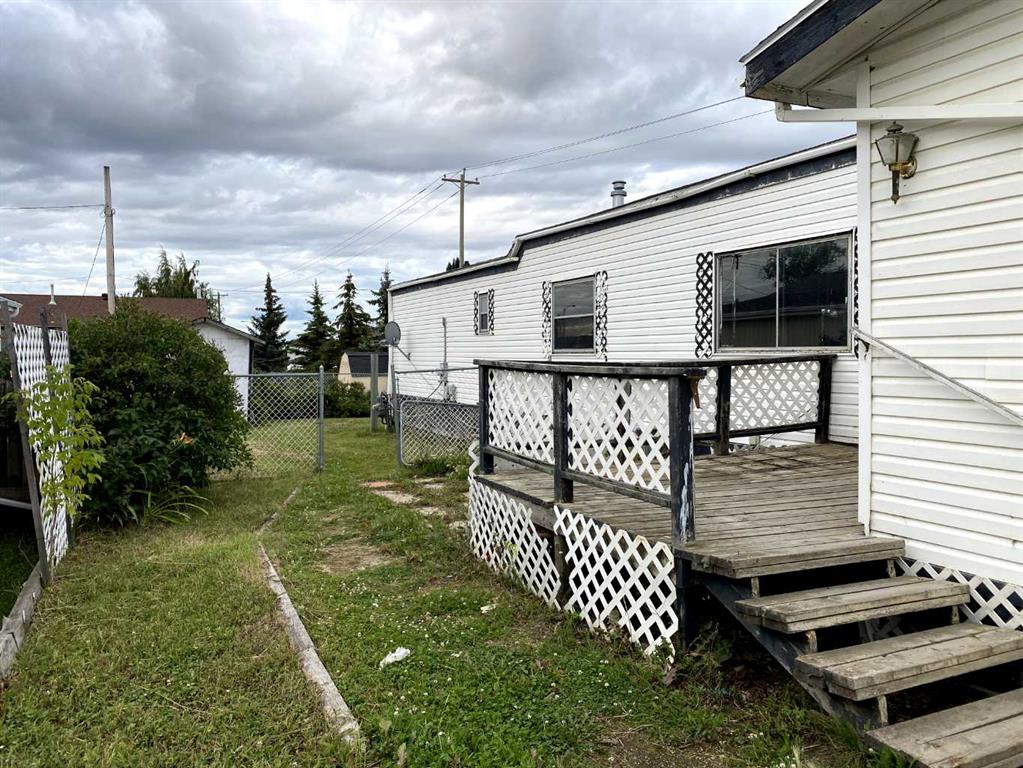 Fourth View of 9713 102 Avenue , N/A, Clairmont, Alberta, T0H0W6