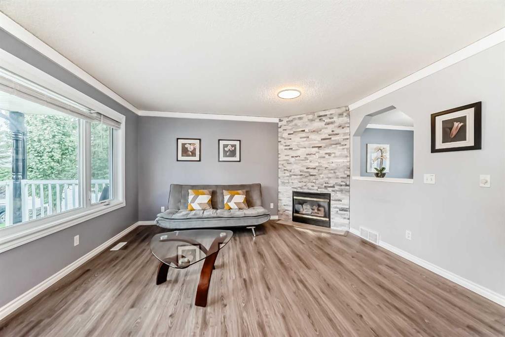 Fifth View of 372 Arbour Grove Close NW, Arbour Lake, Calgary, Alberta, T3G 4J1