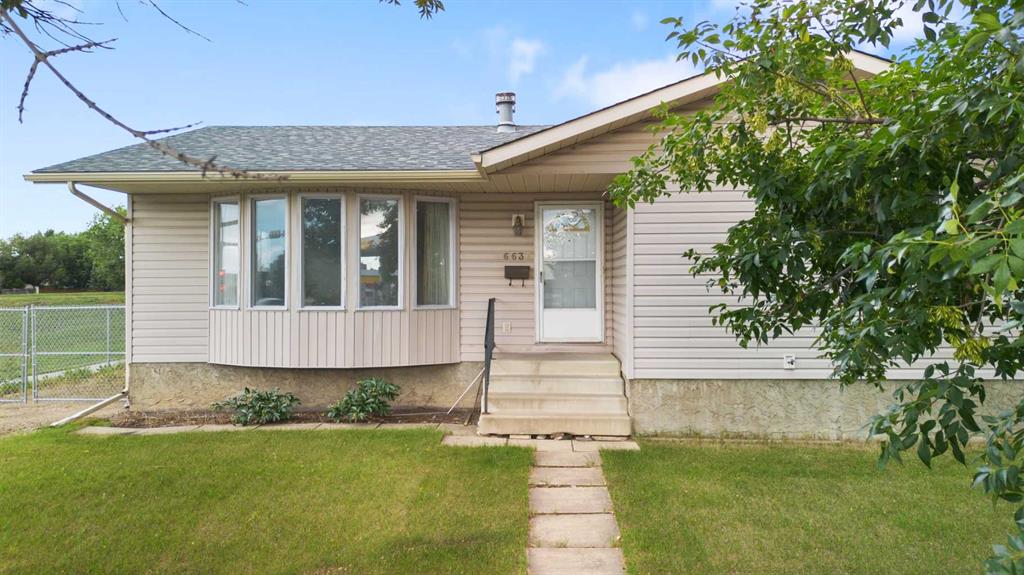 6637 Poplar Drive , A2247709, Alberta,