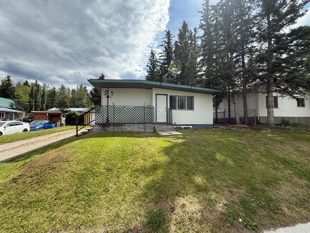 Second View of 142 Meadow Drive , NONE, Hinton, Alberta, T7V 1N7