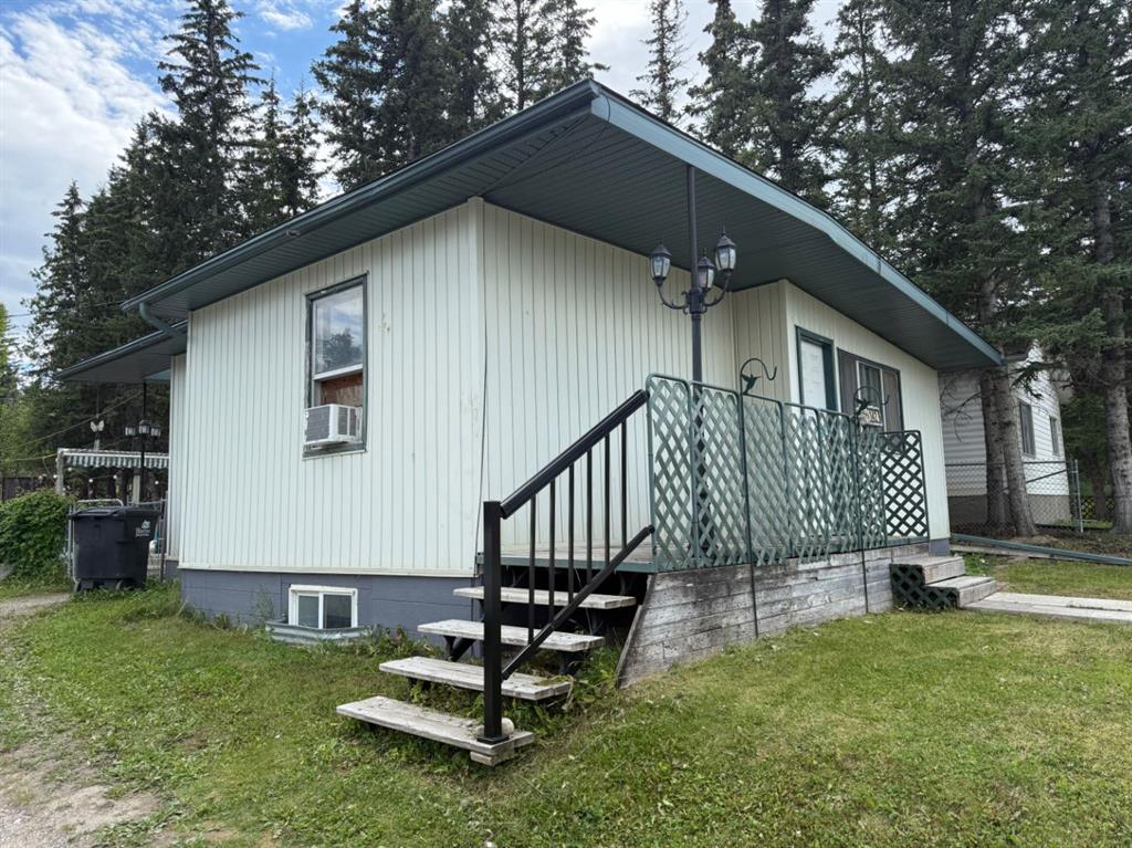 Fifth View of 142 Meadow Drive , NONE, Hinton, Alberta, T7V 1N7