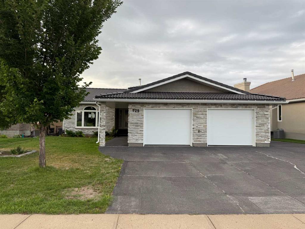 725 Taylor Road SE, A2247759, Alberta,