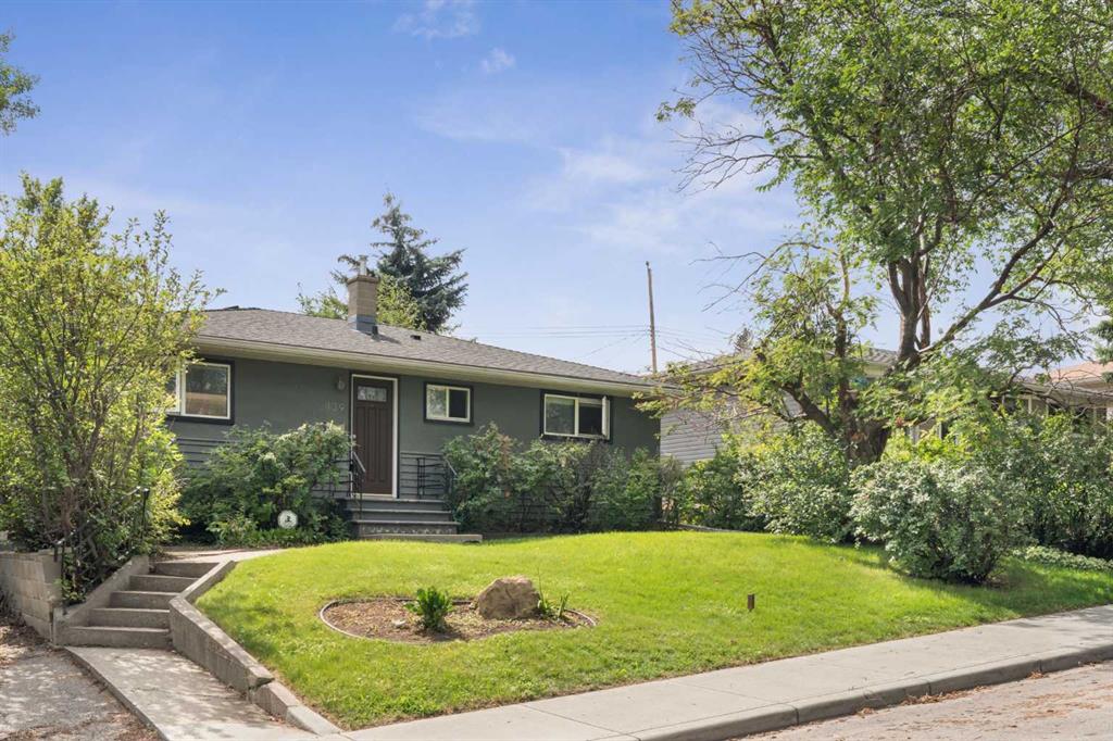 439 Hendon Drive NW, A2247777, Alberta,