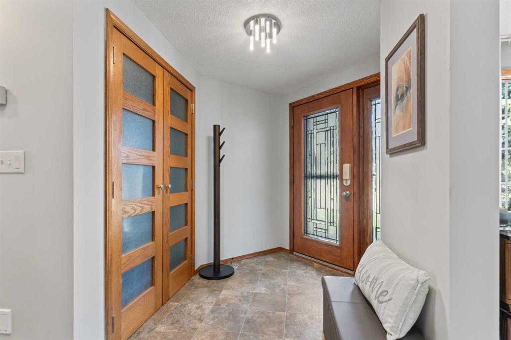 Fifth View of 13 Sienna Hills Court SW, Signal Hill, Calgary, Alberta, T3H2W3