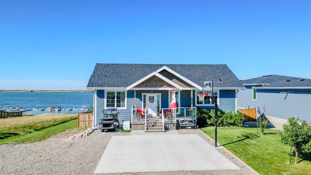 168 Lakeshore Boulevard , A2247850, Alberta,