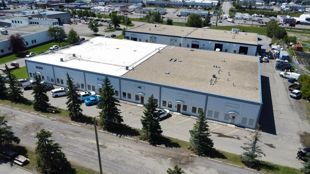 Bay #4 & #5, 5608 Burbank Crescent SE, A2247851, Alberta,