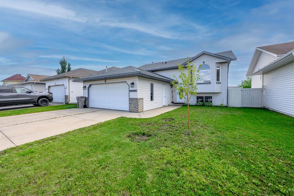 Third View of 10527 119 Avenue , Royal Oaks, Grande Prairie, Alberta, T8V 7N3