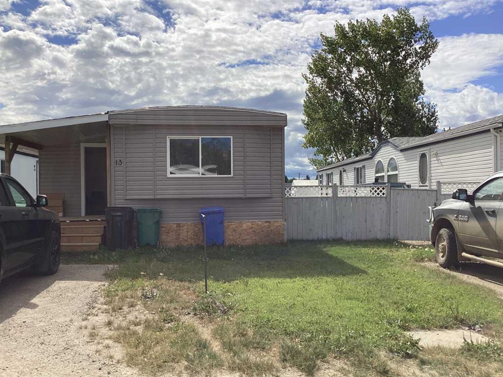 Third View of 13, 600 14 Street , NONE, Beaverlodge, Alberta, T0H0C0