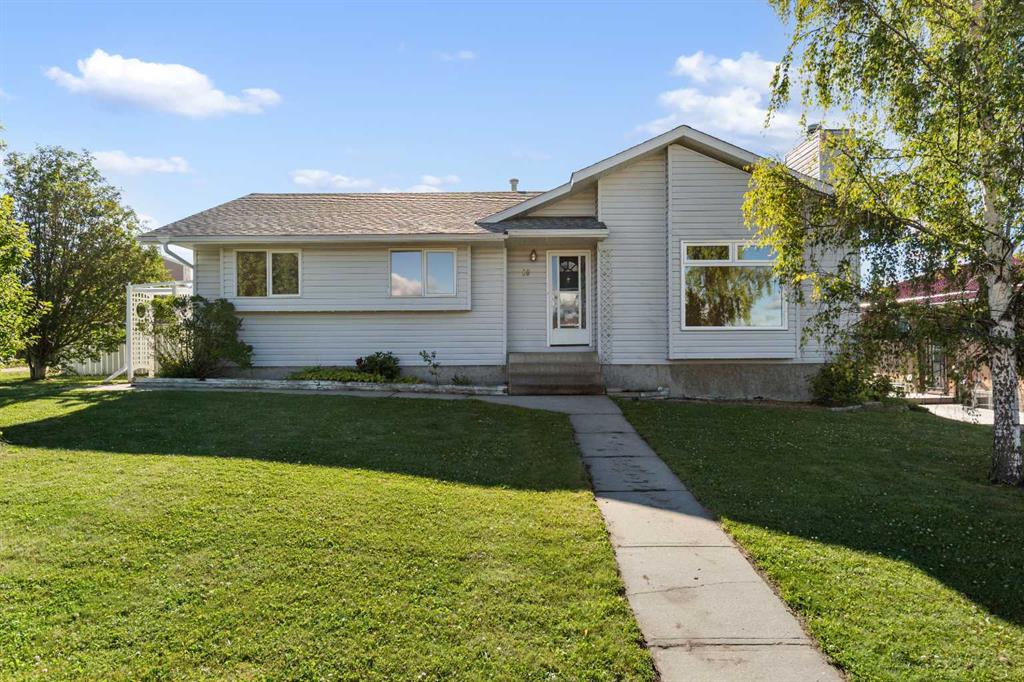 10 Pan Am Street , A2248085, Alberta,