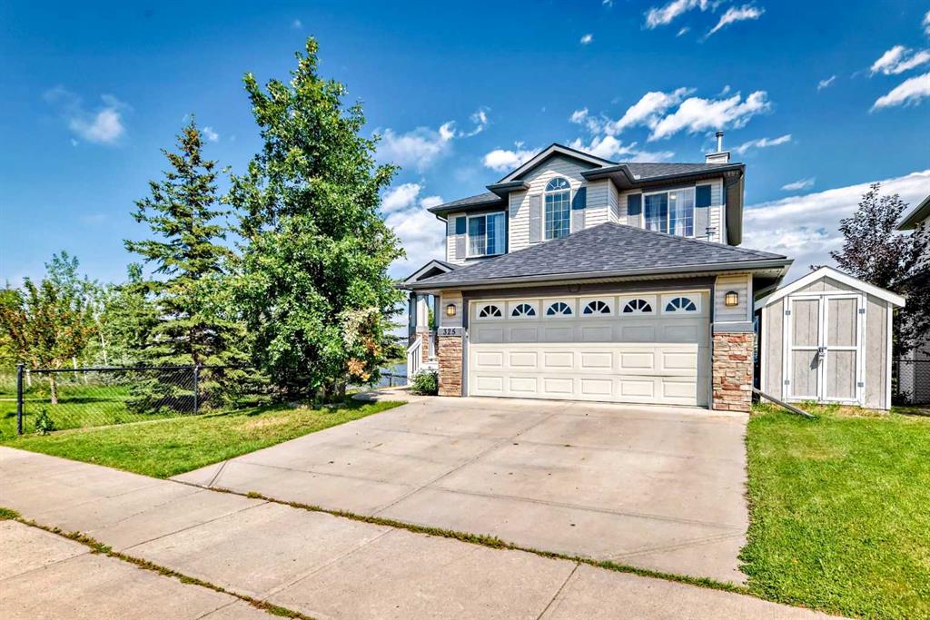 325 West Lakeview Drive , A2248091, Alberta,