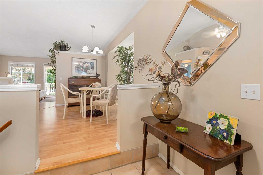 Fifth View of 315 De Foras Close NW, High River Golf Course, High River, Alberta, T1V 1R2