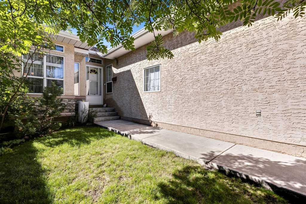 145 Sierra Morena Green SW, A2248155, Alberta,