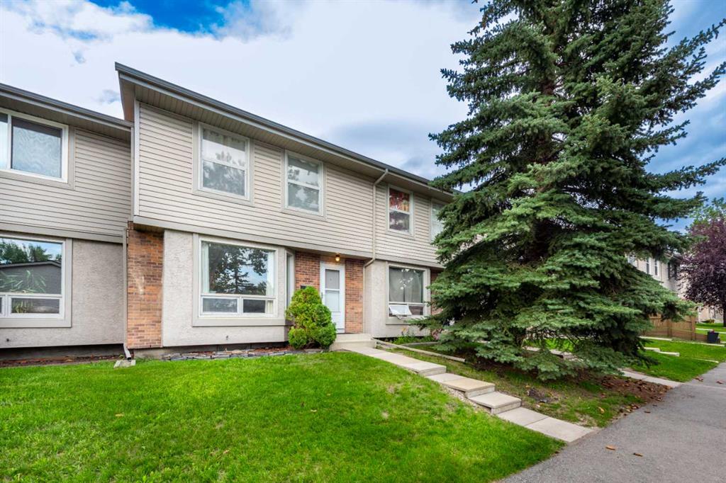 43, 123 Queensland Drive SE, A2248161, Alberta,