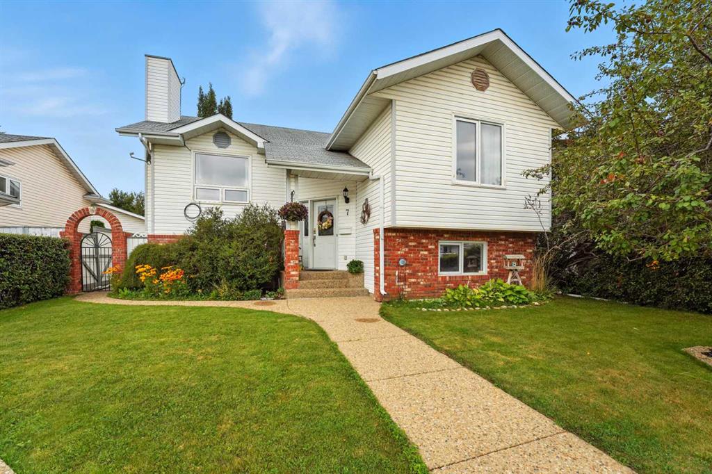 7 Kemp Avenue , A2248163, Alberta,