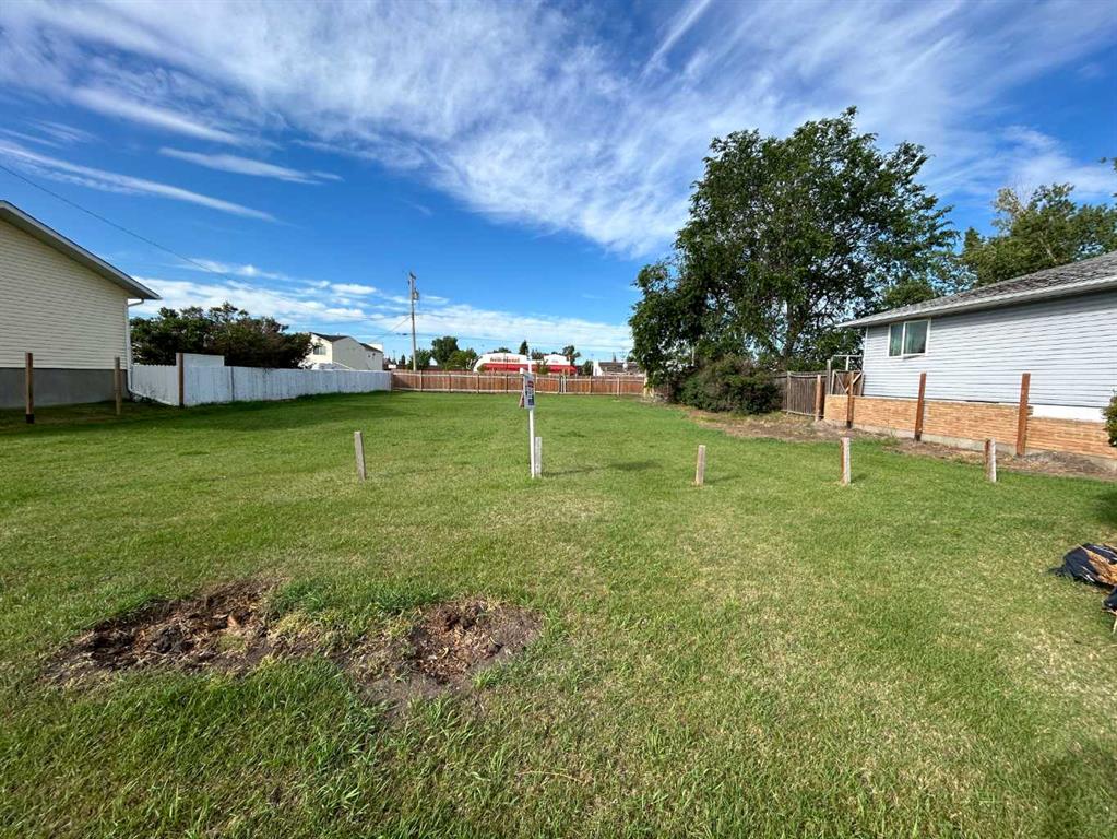 217 5 Street , A2248183, Alberta,