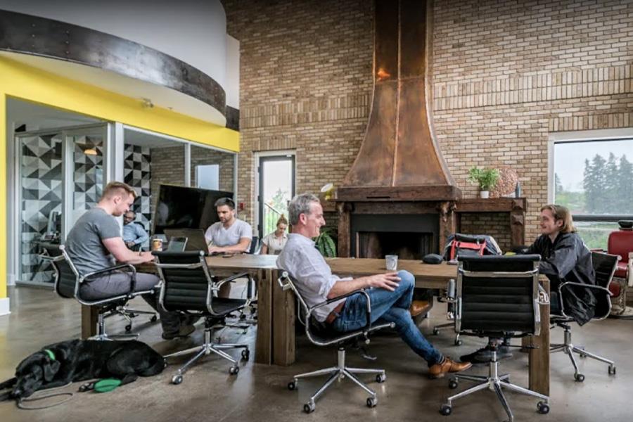 Third View of 102, 1025 10 Street SE, Inglewood, Calgary, Alberta, T2G 3E1