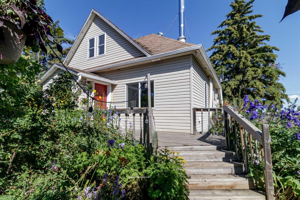 1321 Flemming Avenue , A2248198, Alberta,