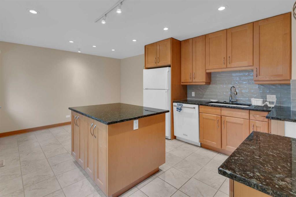 Fourth View of 1213 20 Street NW, Hounsfield Heights/Briar Hill, Calgary, Alberta, T2N 2K5