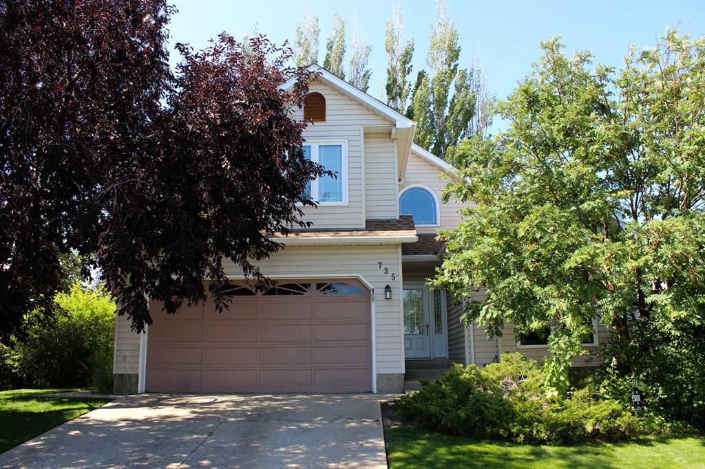 735 Parkland Drive E, A2248221, Alberta,