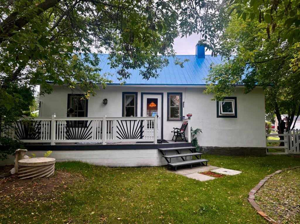 20 Railway Avenue , A2248271, Saskatchewan,
