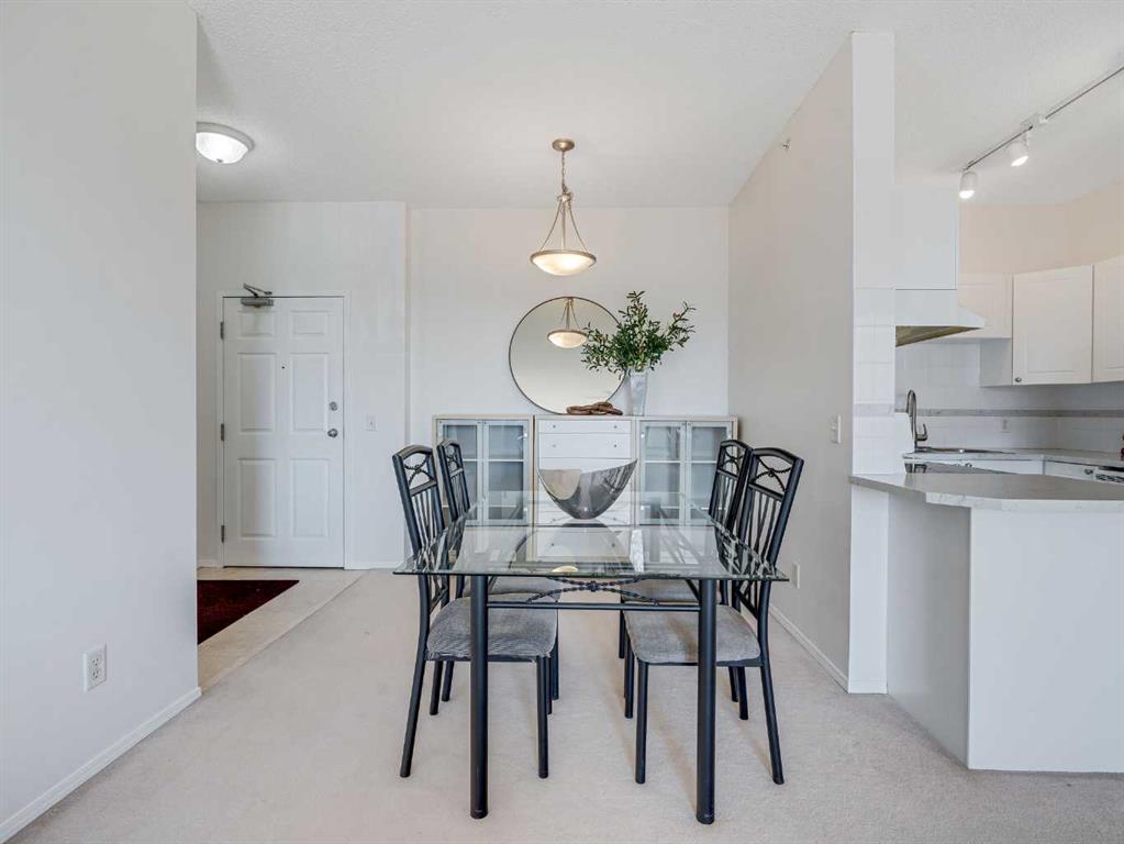 410, 8 County Village Bay Bay , A2248319, Alberta,