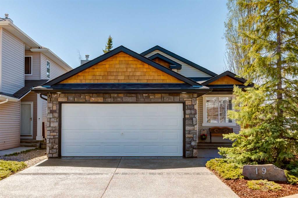 19 Rockmont Court NW, A2248329, Alberta,