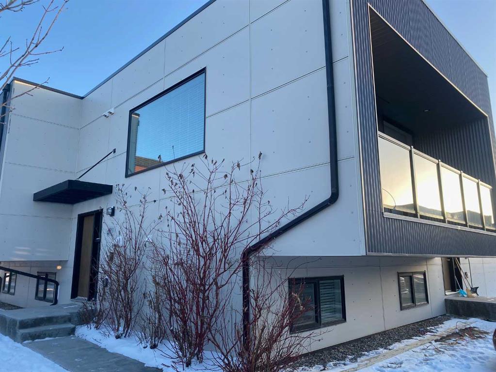 901, 35 Aquitania Circle W, A2248352, Alberta,