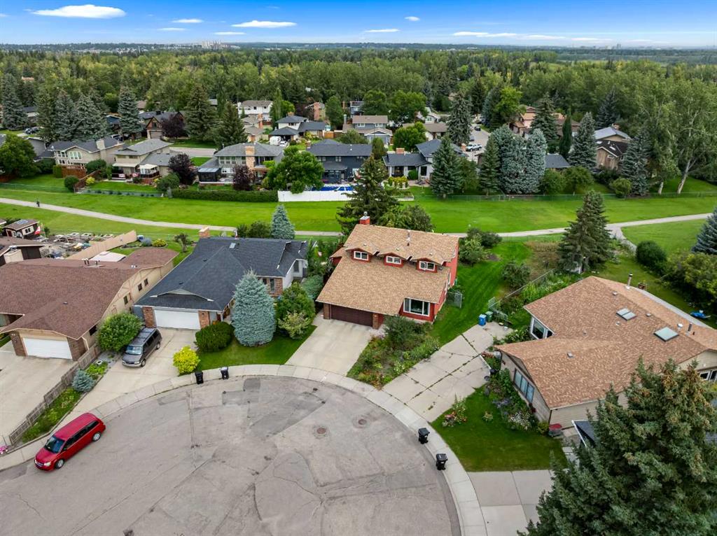 Fourth View of 16 Sunmount Green SE, Sundance, Calgary, Alberta, T2X 2B2