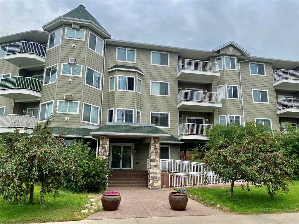 411, 9918 Gordon Avenue , A2248402, Alberta,