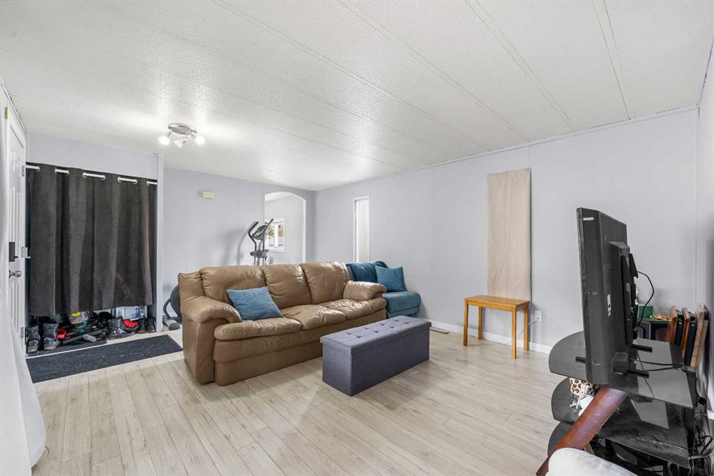 Fifth View of 826 Brentwood Crescent , Brentwood_Strathmore, Strathmore, Alberta, T1P 1E5