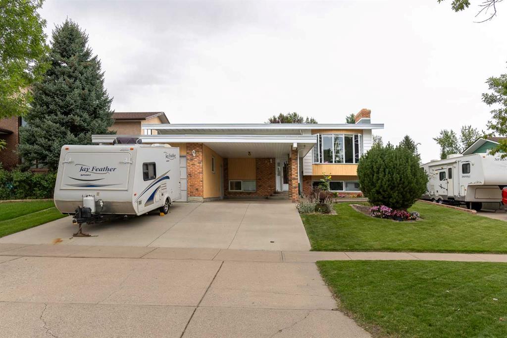 Third View of 39 Temple Boulevard W, Varsity Village, Lethbridge, Alberta, T1K 4T2