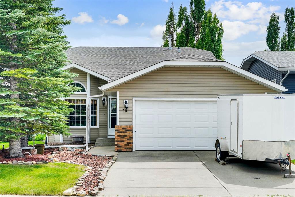 19 Everglade Drive SE, A2248559, Alberta,