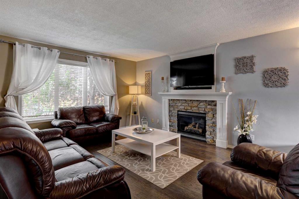 Fifth View of 206 Copperfield Mews SE, Copperfield, Calgary, Alberta, T2Z 4C7