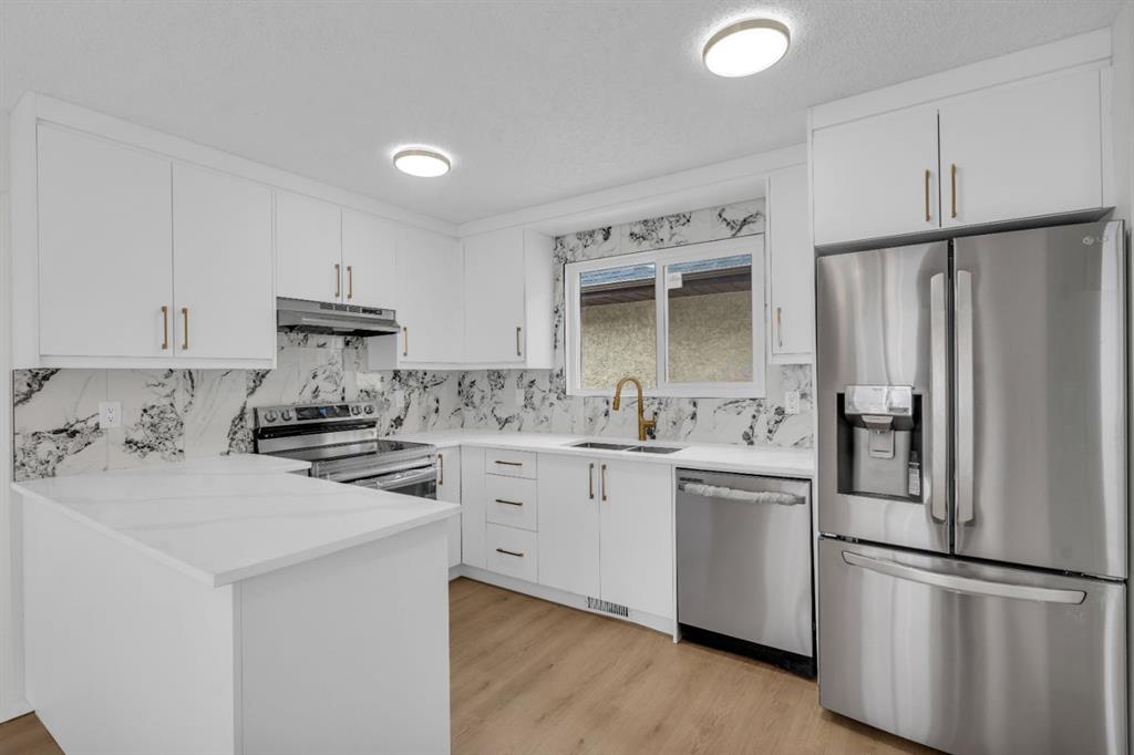 122 Sandstone Drive NW, A2248574, Alberta,