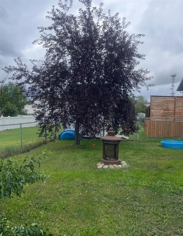 Fourth View of 8879 108 Avenue , Crystal Heights, Grande Prairie, Alberta, T8X 1L4