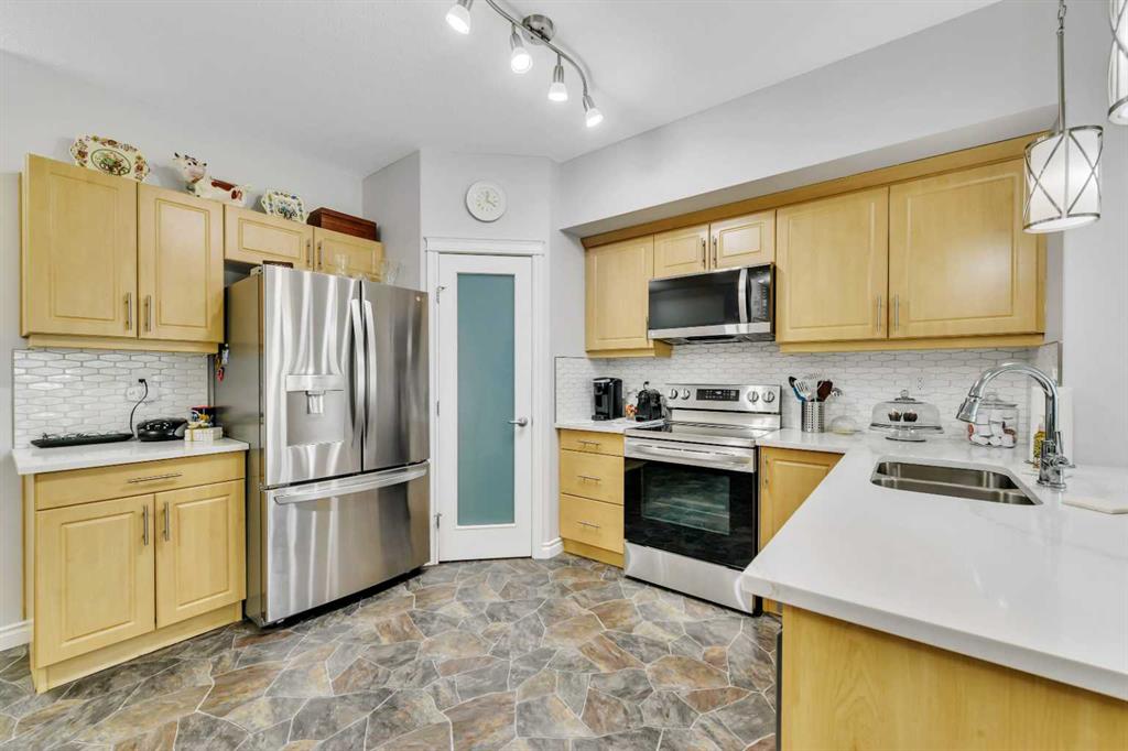 Fourth View of 120, 6 Michener Boulevard , Michener Hill, Red Deer, Alberta, T4P 0K5